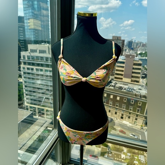 🆕 LOVE & LEMONS 🧿 NWOT Antigua Knot Thong Bikini Set - Size Small - Picture 5 of 16